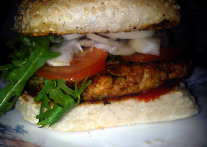 Recipe of Ultimate spicy chicken burgers