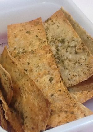 A picture of Brown Rice Tortillas Crackers.