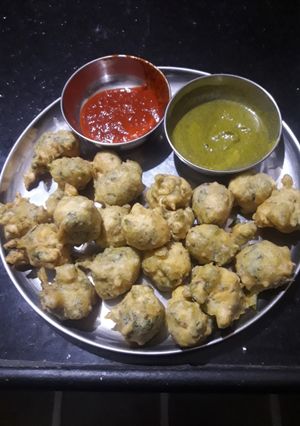 મેથી નાં ફૂલવડા રેસીપી મુખ્ય ફોટો