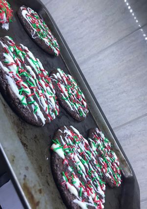 Una foto de Double chocolate chips cookies/ Galletas con doble chocolate y chips