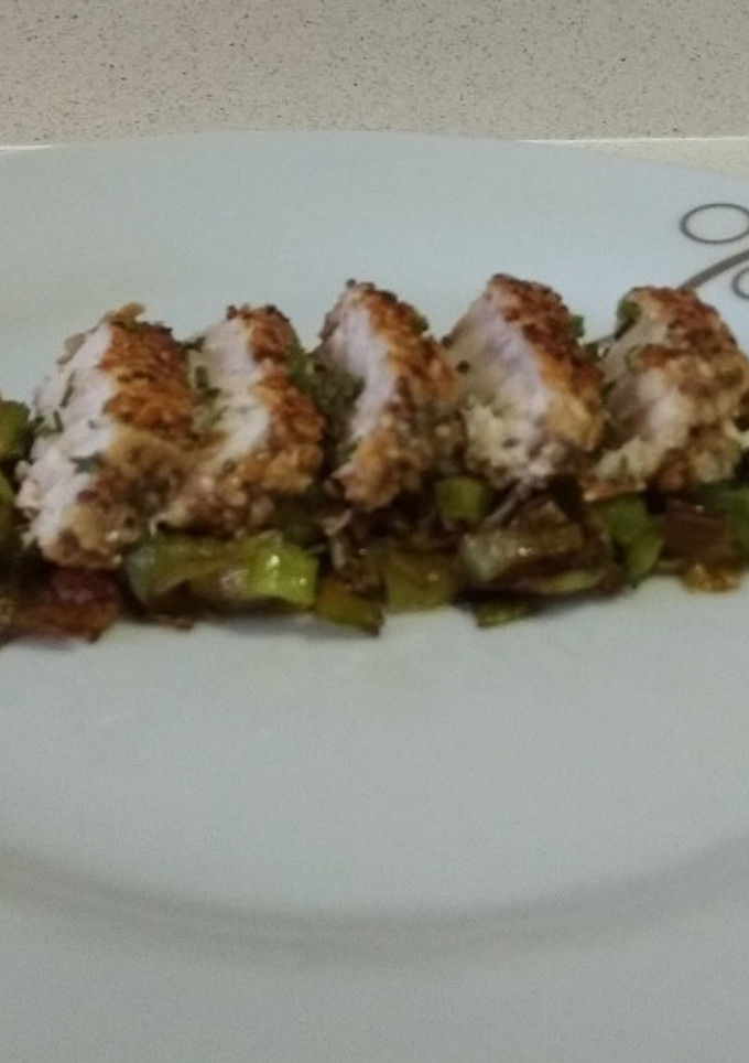 Una foto de Bonito marinado en miso con costra de semillas