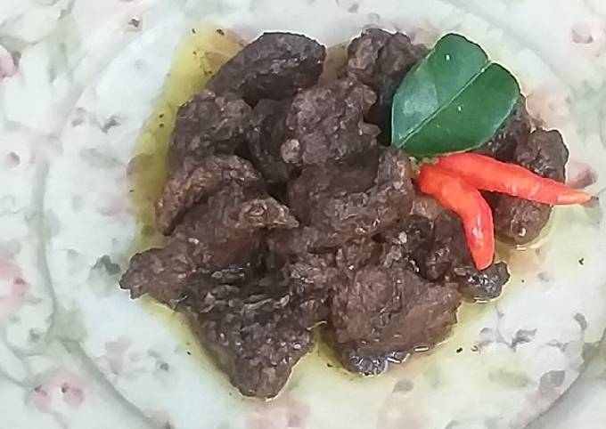 Daging Kambing Masak Keluwek Pedas