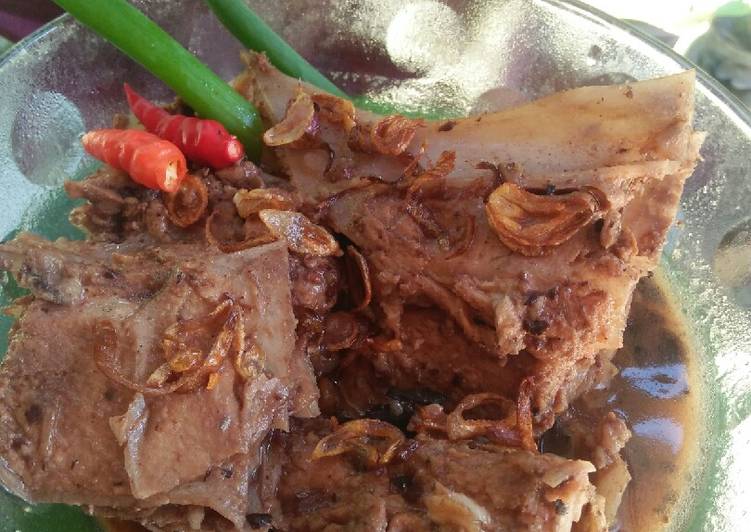 Bagaimana Membuat Pallu kaloa tulang ikan yang Bikin Ngiler