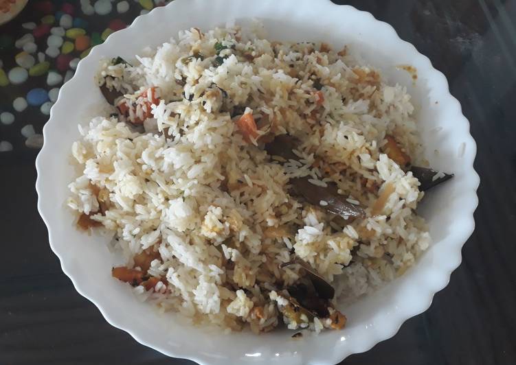 Recipe of Quick Veg biriyini with rice cooker