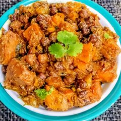 A picture of Pumpkin Black Chana Curry.