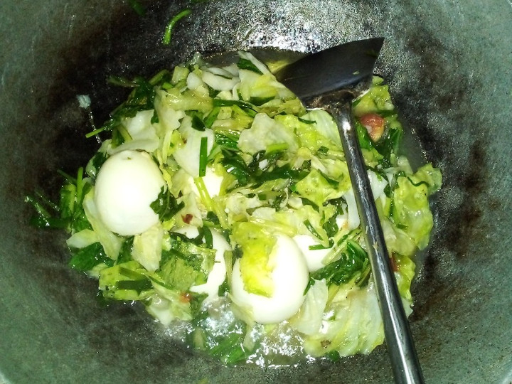 Resep Oseng kol caisim with egg yang Enak