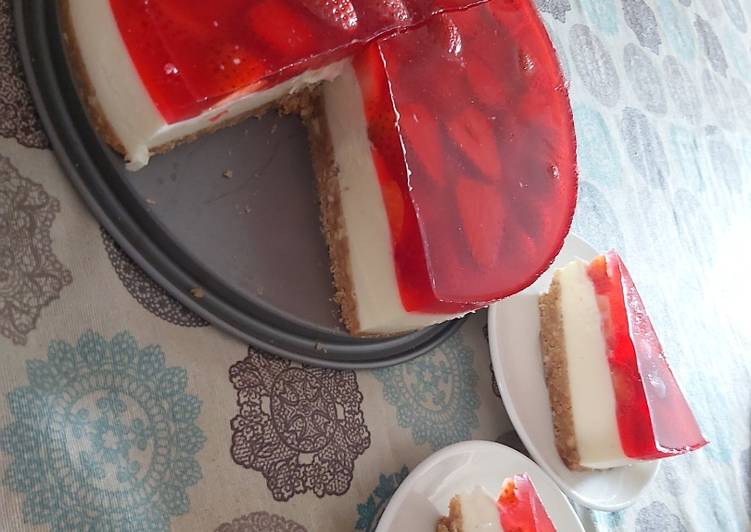 Tarta De Queso Con Gelatina De Fresa Tarta de queso con gelatina de fresa y fresas naturales sin horno