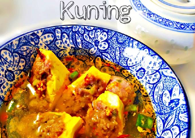 Baso tahu kuning