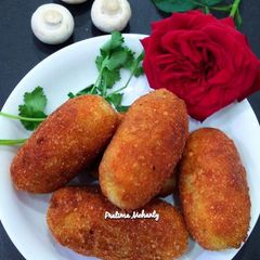 A picture of Mushroom Stuffed Bread Roll.