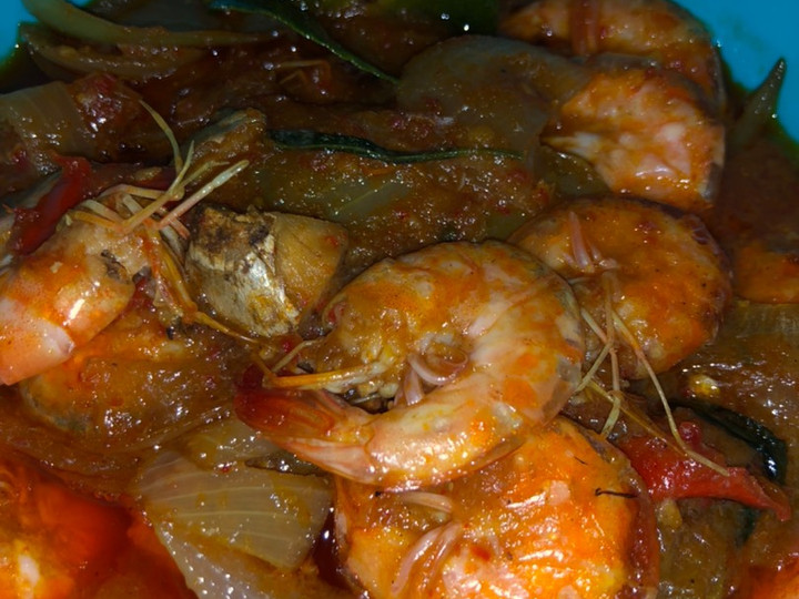 Langkah Mudah untuk Menyiapkan Udang saus padang, Lezat Sekali