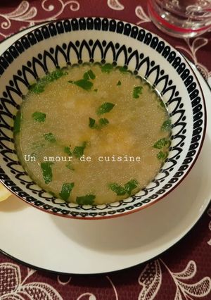 Une photo de Soupe au riz 🥣