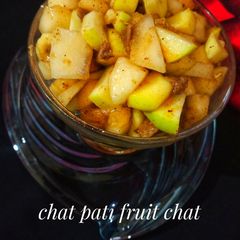 A picture of Chatpati fruit chat.