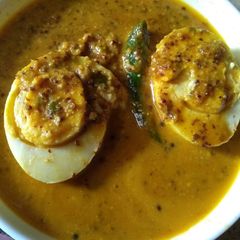 A picture of Egg mustard gravy.