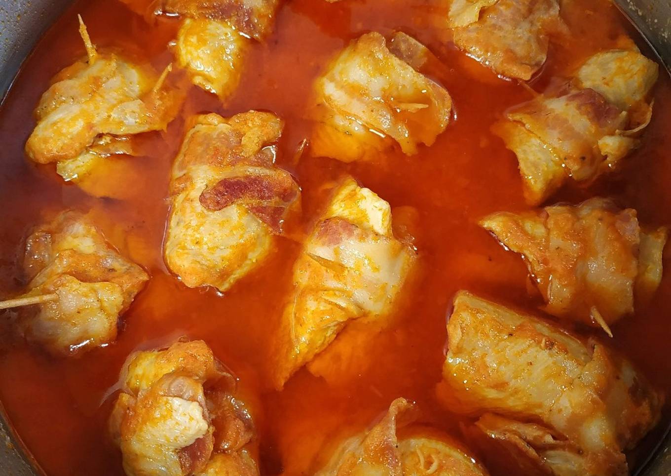 Rollinos de pollo en salsa