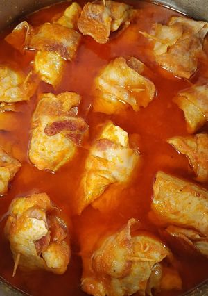 Una foto de Rollinos de pollo en salsa