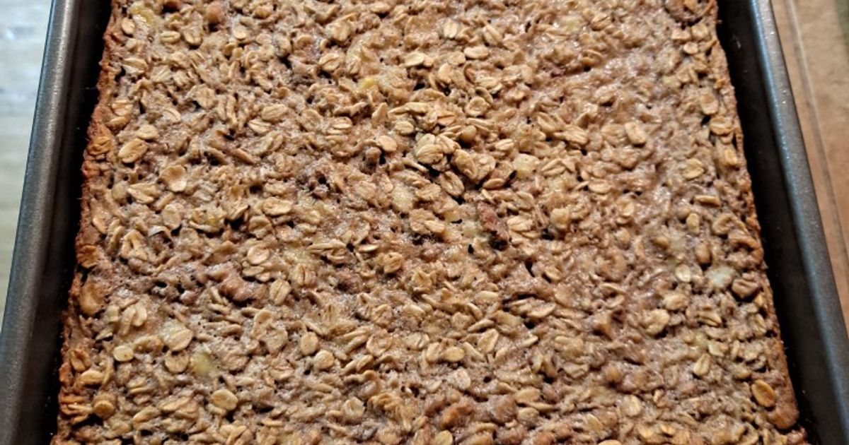 Resep Banana Bread Baked Oatmeal Enak, Praktis, dan Mudah Dibuat - foto hasil masakan Resep Banana Bread Baked Oatmeal Enak, Praktis, dan Mudah Dibuat - foto hasil masakan