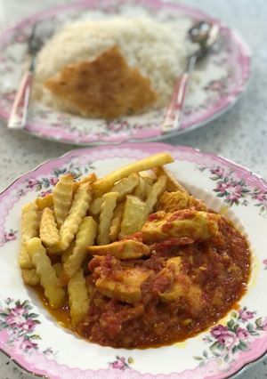 عکسی از دستور پخت مرغ با پوره گوجه فرنگی (مرغ پوره گوجه ای)🍅🍗