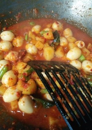 Foto resep Sambal goreng kentang telur puyuh simple