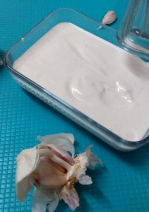 Una foto de Alioli fácil y sabroso