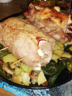 Una foto de Lomo de cerdo relleno de bacon y queso
