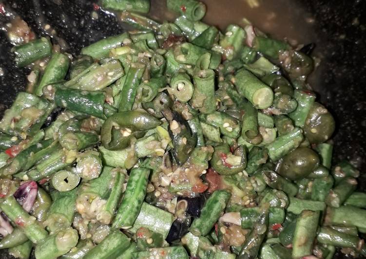 Resep Cobek Kacang Panjang &amp; Leunca, Enak Banget