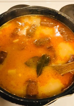 Savanyú krumplileves kolbásszal recept fotója