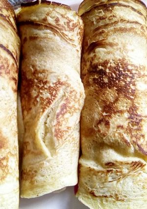 A picture of Cinnamon and cardamom pancakes.