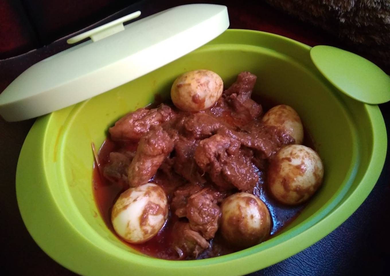 Langkah Mudah untuk Membuat Rendang Ayam + Telur, Enak