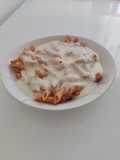 Macarrones con bechamel de romero y guindilla