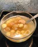 Chè hạt sen long nhãn khô