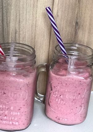 A picture of Banana and strawberries smoothie.