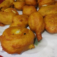 A picture of Egg bonda.