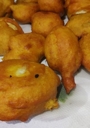 A picture of Egg bonda.
