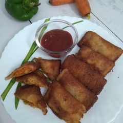 A picture of Pizza pockets.