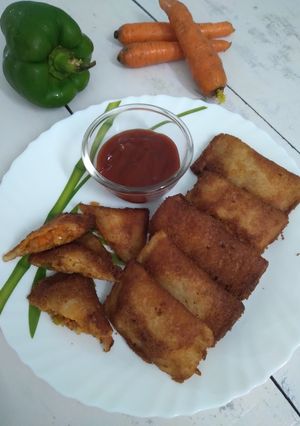 A picture of Pizza pockets.