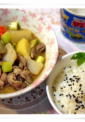 豚汁(味噌豬肉燉蔬菜) 的食譜成品照片