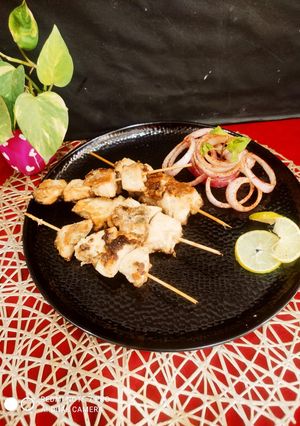 A picture of Chicken Reshmi Kabab.