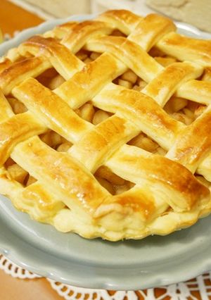 A picture of Warm Apple Pie with Plenty of Filling and Irresistible Cinnamon Aroma.