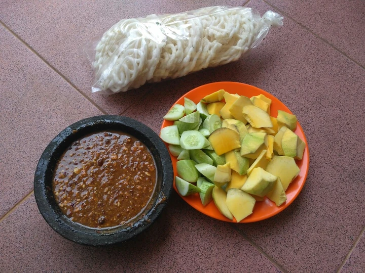 Langkah Mudah untuk Membuat Resep Petis/Rujak Buah Honje yang Bikin Ngiler Anti Ribet, Sempurna