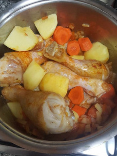 Una foto de Guiso de pollo