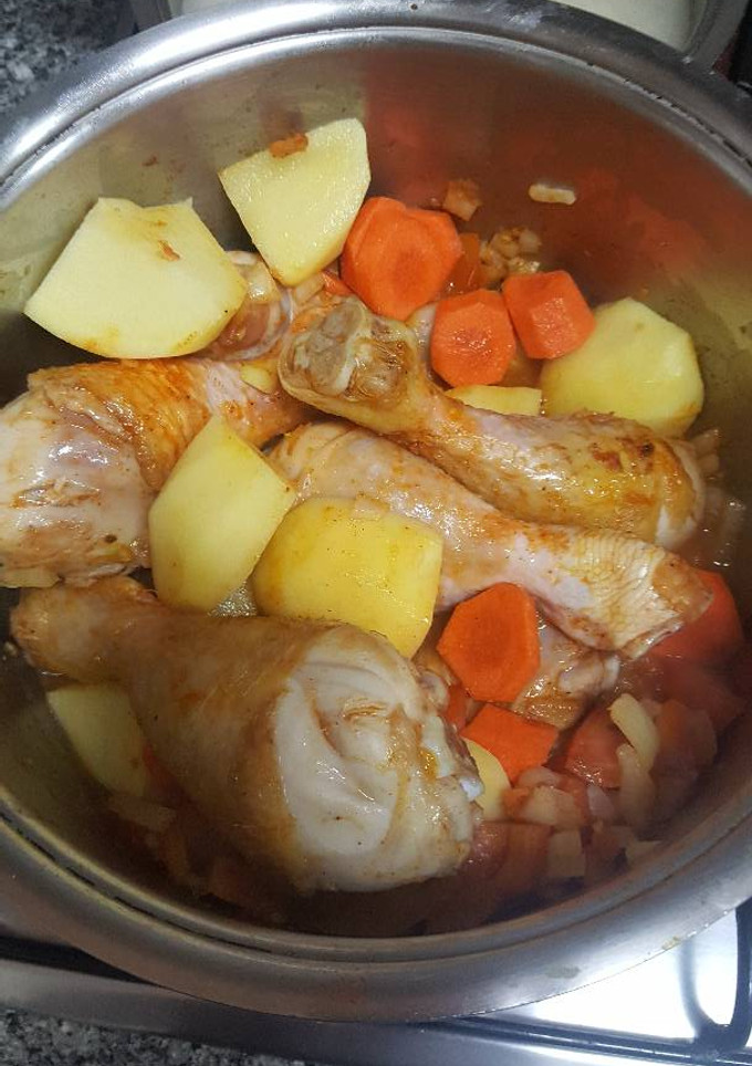 Una foto de Guiso de pollo