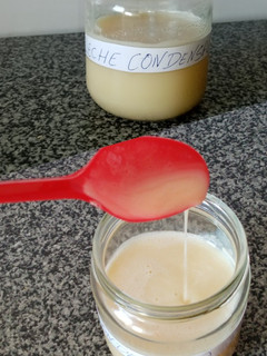 Una foto de Leche condensada casera