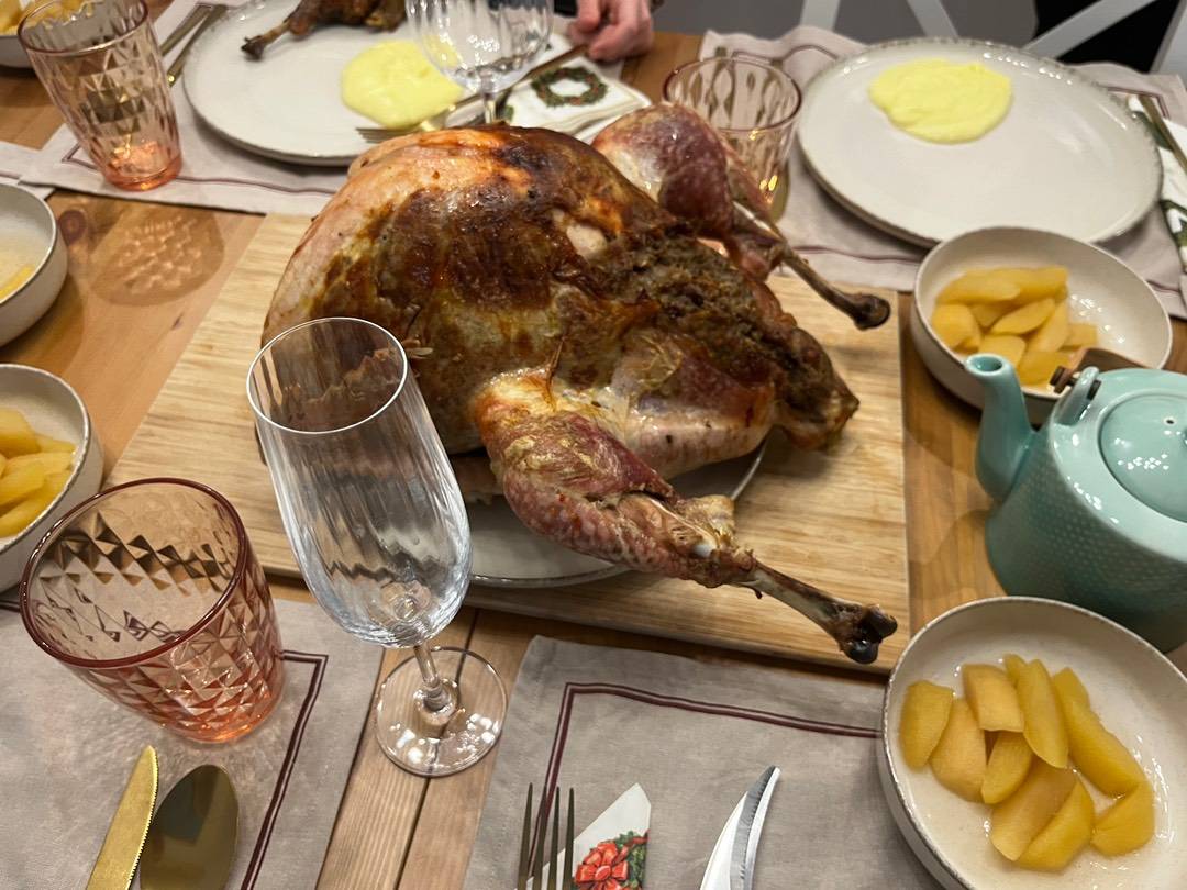 Karácsonyi egész, töltött, gesztenyés bébipulyka recept recept fotó