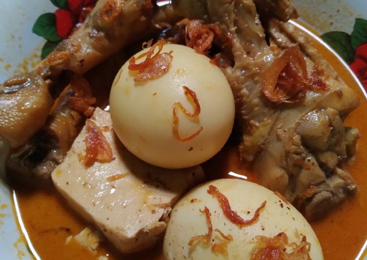 Bagaimana memasak 144. Ayam Telur Tahu Masak Santan Pedas - ala Mamah Afa yang mudah