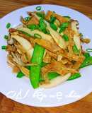 Măng khô xào chay