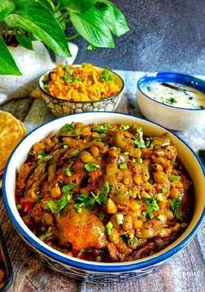 A picture of Surti Papdi Nu Shak (Sem / Broad bean Subji).