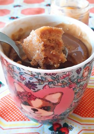 Una foto de Mug Cake de Dulce de Leche