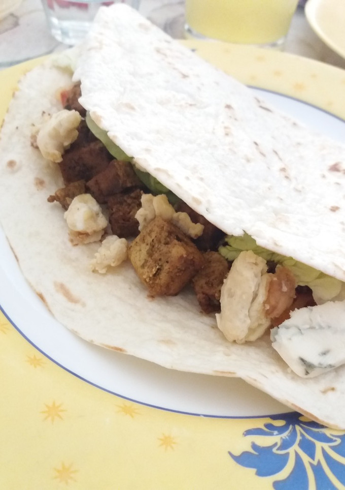Una foto de Burrito con tofu marinado🌮
