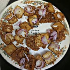 A picture of Awara with Egg.