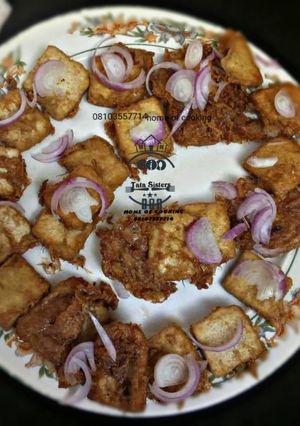 A picture of Awara with Egg.